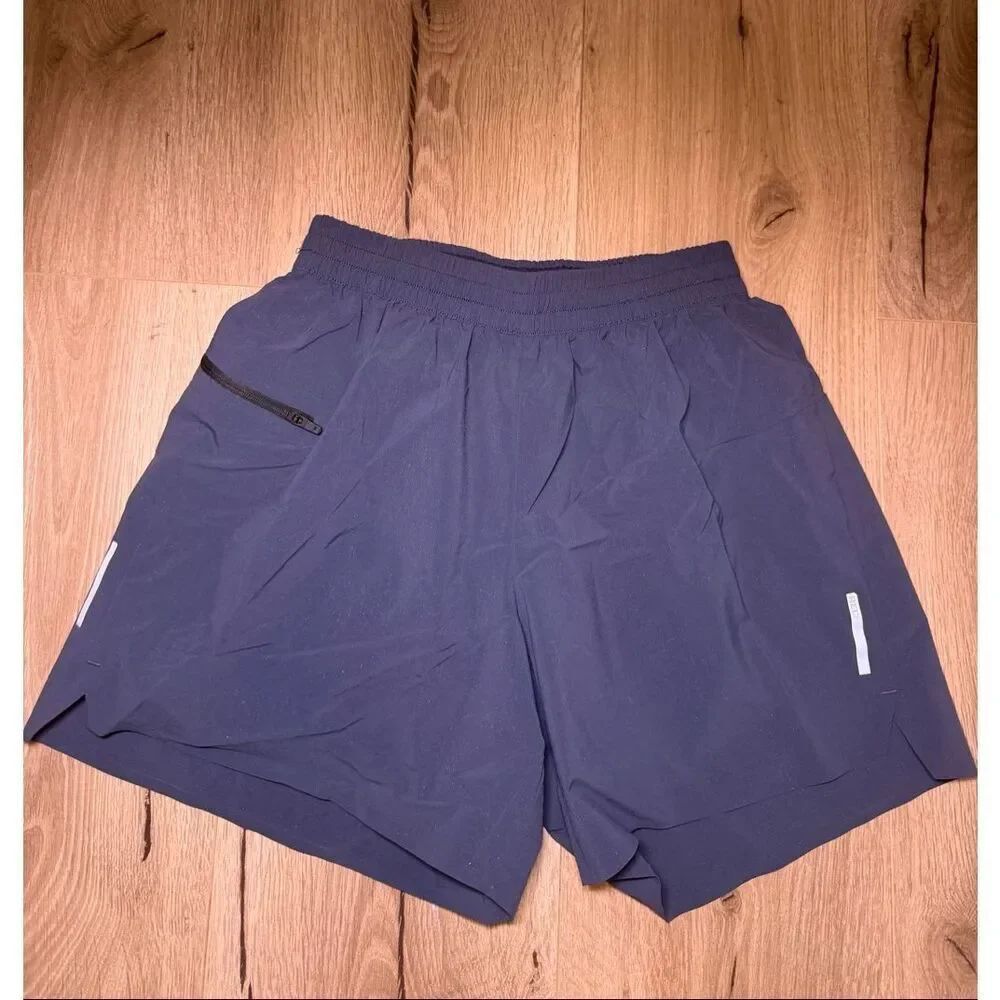 REI size small navy blue work out shorts